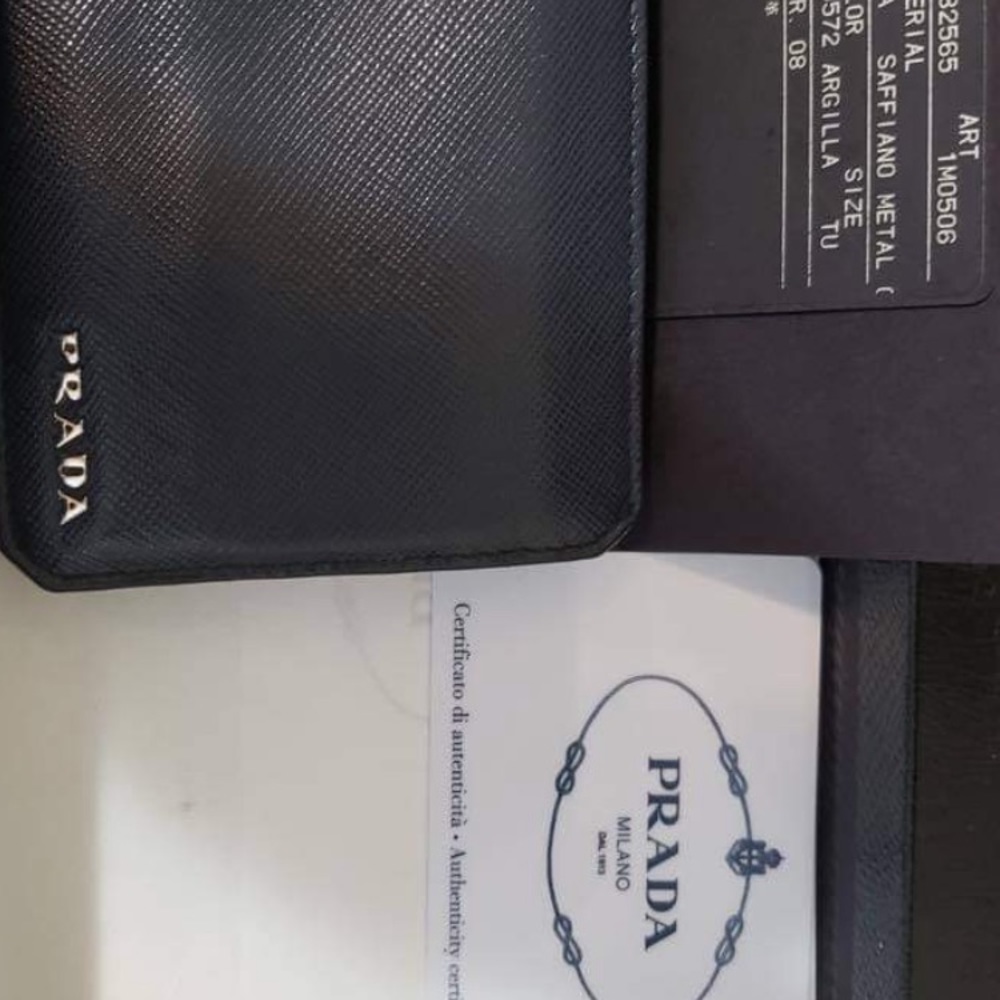 Preloved PRADA Milano Mens Wallet